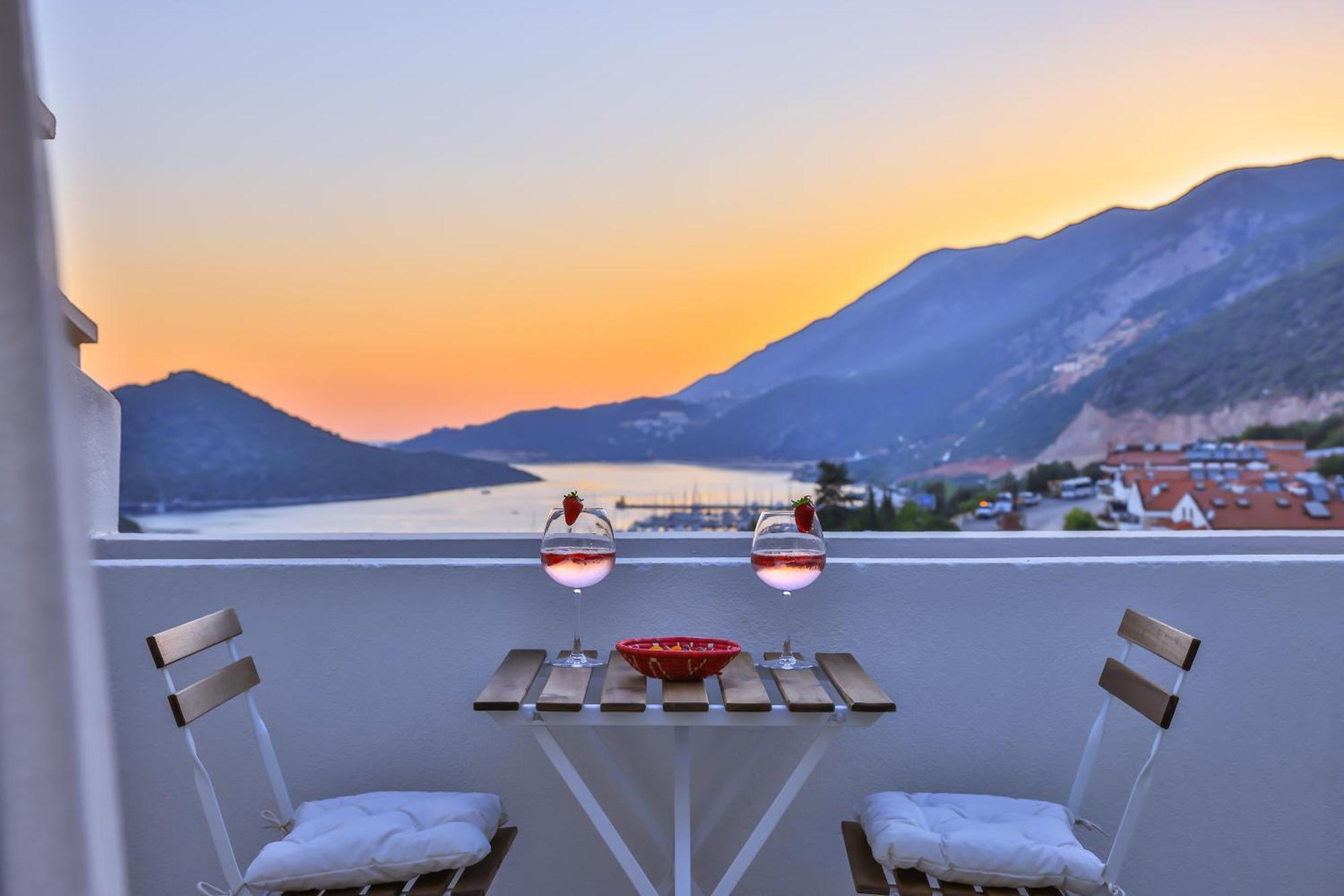 Carruba Boutique Hotel Каш Екстериор снимка